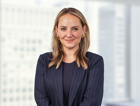 Justine L. Chilvers